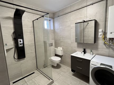 4ML Boutique Room4