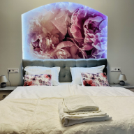 4ML Boutique Room