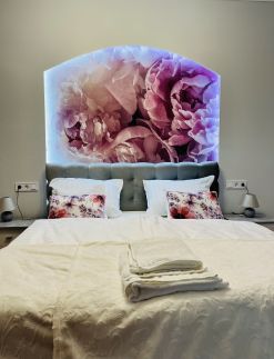 4ML Boutique Room