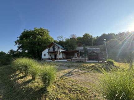 Harica Pince és Vendégház