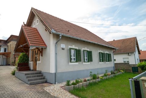 Kata Vendégház2