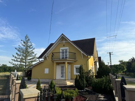 Flamingó Apartman1