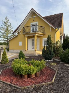 Flamingó Apartman