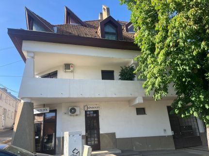 Pemília Apartman23