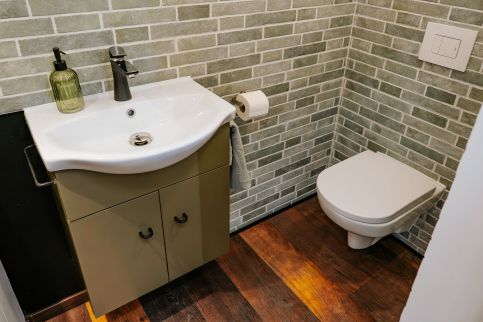 The Loft Apartman9
