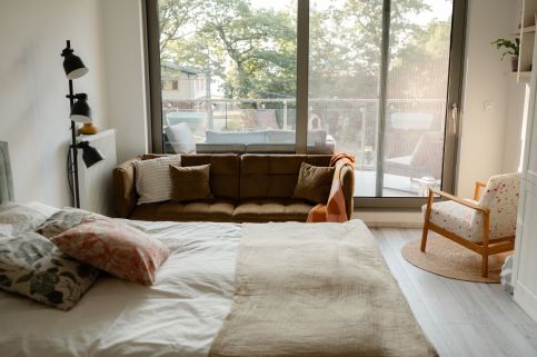 Edison Villa 2/144