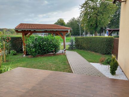 Zafír Apartman1