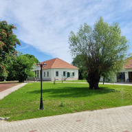 Nagy-Besenyei Kúria Panzió