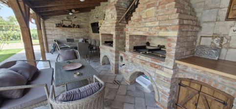 Kapitány MP Art Luxury Apartman14