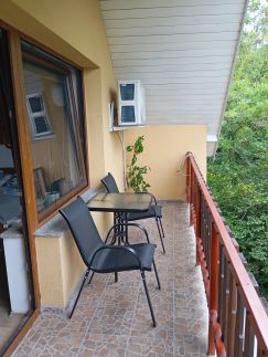 Hegyi Tücsök Vendégház9