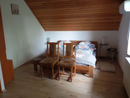 Hegyi Tücsök Vendégház8