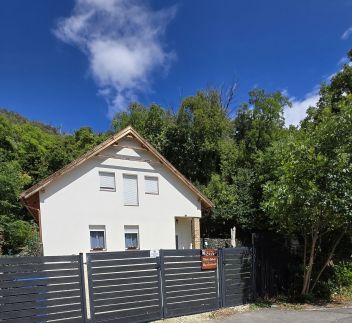 Vörös Patak Apartmanház17