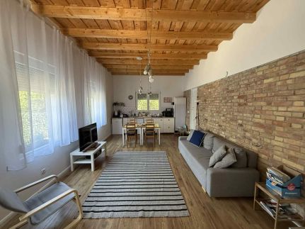 Vörös Patak Apartmanház1