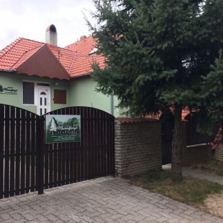 Bakonyi Mamutfenyő Vendégház1