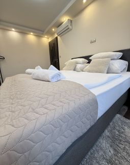 Local-Lux Apartman12