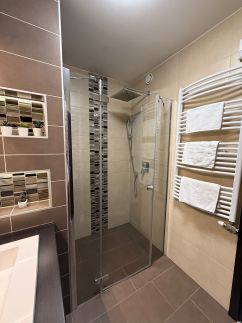 Local-Lux Apartman16