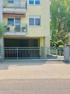 Local-Lux Apartman24