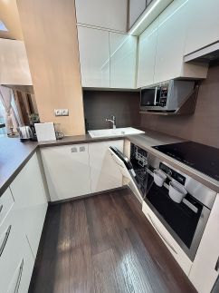 Local-Lux Apartman