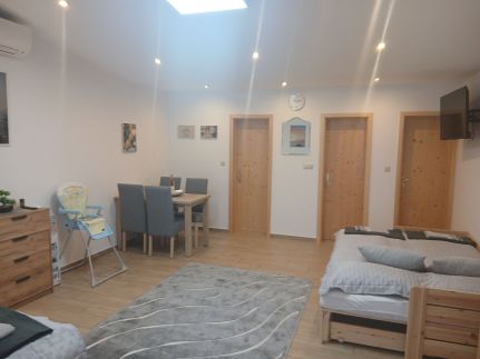 Hűvös Apartman10