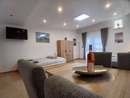 Hűvös Apartman23