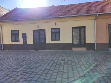 Deák Szobák6