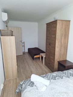 Silver Apartman - Cadet19