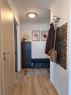 Silver Apartman - Cadet8