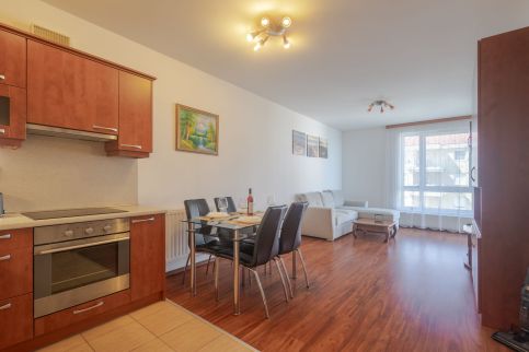 Beszédes 59 Apartman by BLTN1