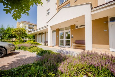 Beszédes 59 Apartman by BLTN21