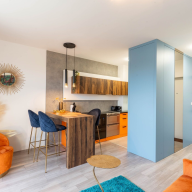 Lakeside Studio Apartment