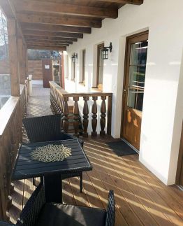 Lator-Hans Apartmanház2