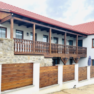 Lator-Hans Apartmanház