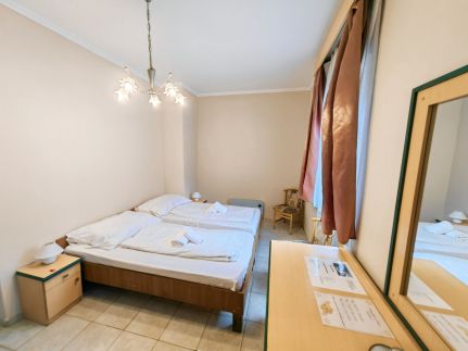 Nóra Hotel9