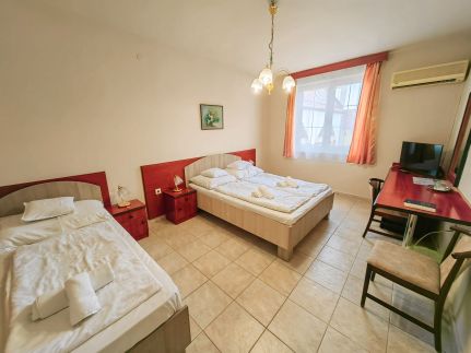 Nóra Hotel10