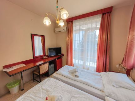 Nóra Hotel14