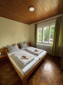 Julia Apartmanház6