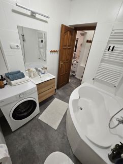 Titi Lak Apartman10