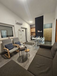 Titi Lak Apartman – Gárdony fotó 10