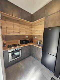Titi Lak Apartman2