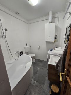 Titi Lak Apartman6