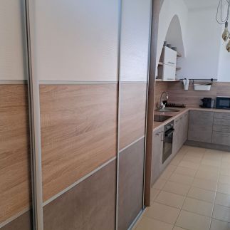 Green Street Apartment10