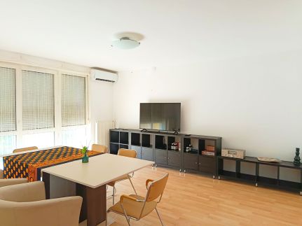 Simonyi Családi Apartman11