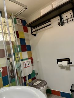Garage Apartment10