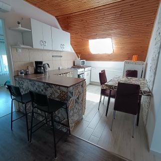 Kitti Apartman10