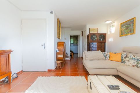 2BR Lavender Hideaway House by NW13