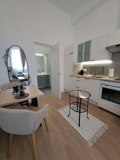Cozy Central Apartment2
