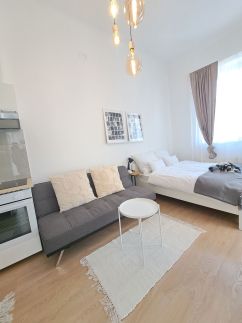 Cozy Central Apartment5