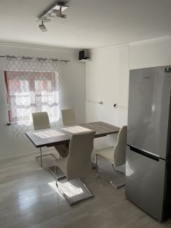 Jázmin Apartmanház2