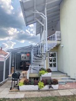 Pillangó Apartmanház41