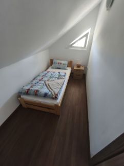 Gyöngyvirág Apartmanház10